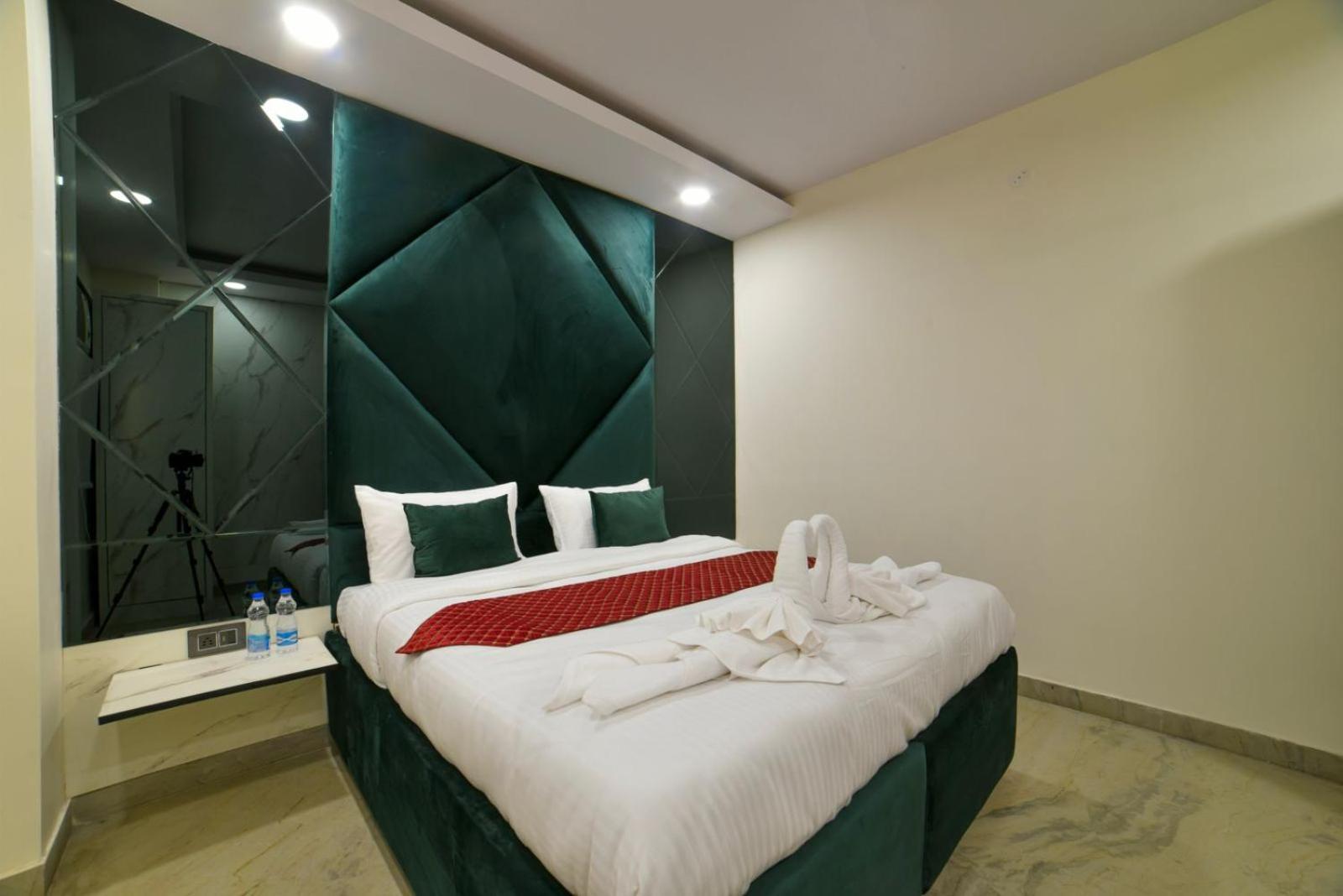 Hotel The Twenties Kamla Nagar Nueva Delhi Exterior foto