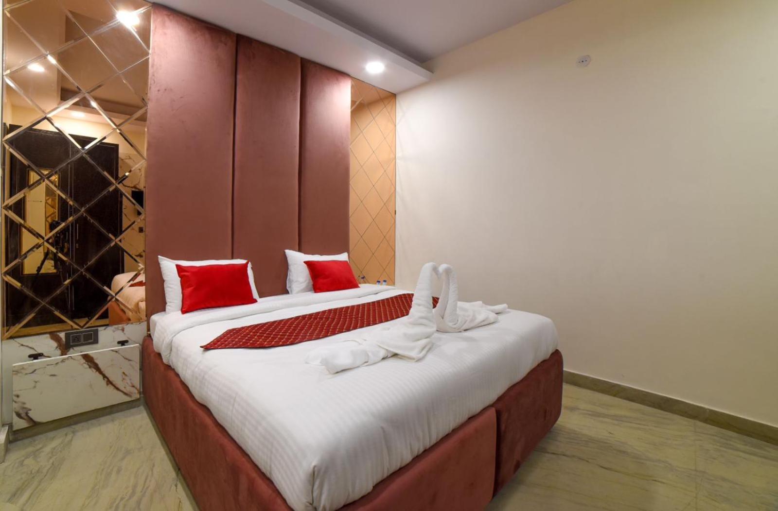 Hotel The Twenties Kamla Nagar Nueva Delhi Exterior foto